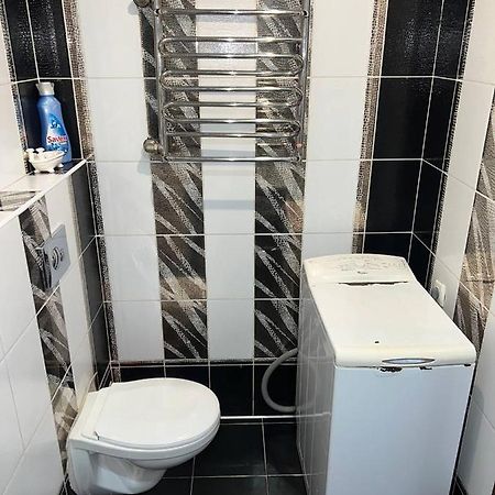 Двокімнатна Квартира На Архипенко Kiev Exteriör bild